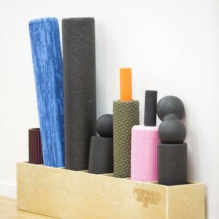 Verschiedene Faszienrollen in einer Box