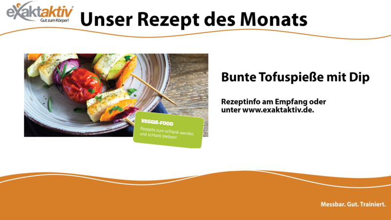Bunte Tofuspieße mit Dip